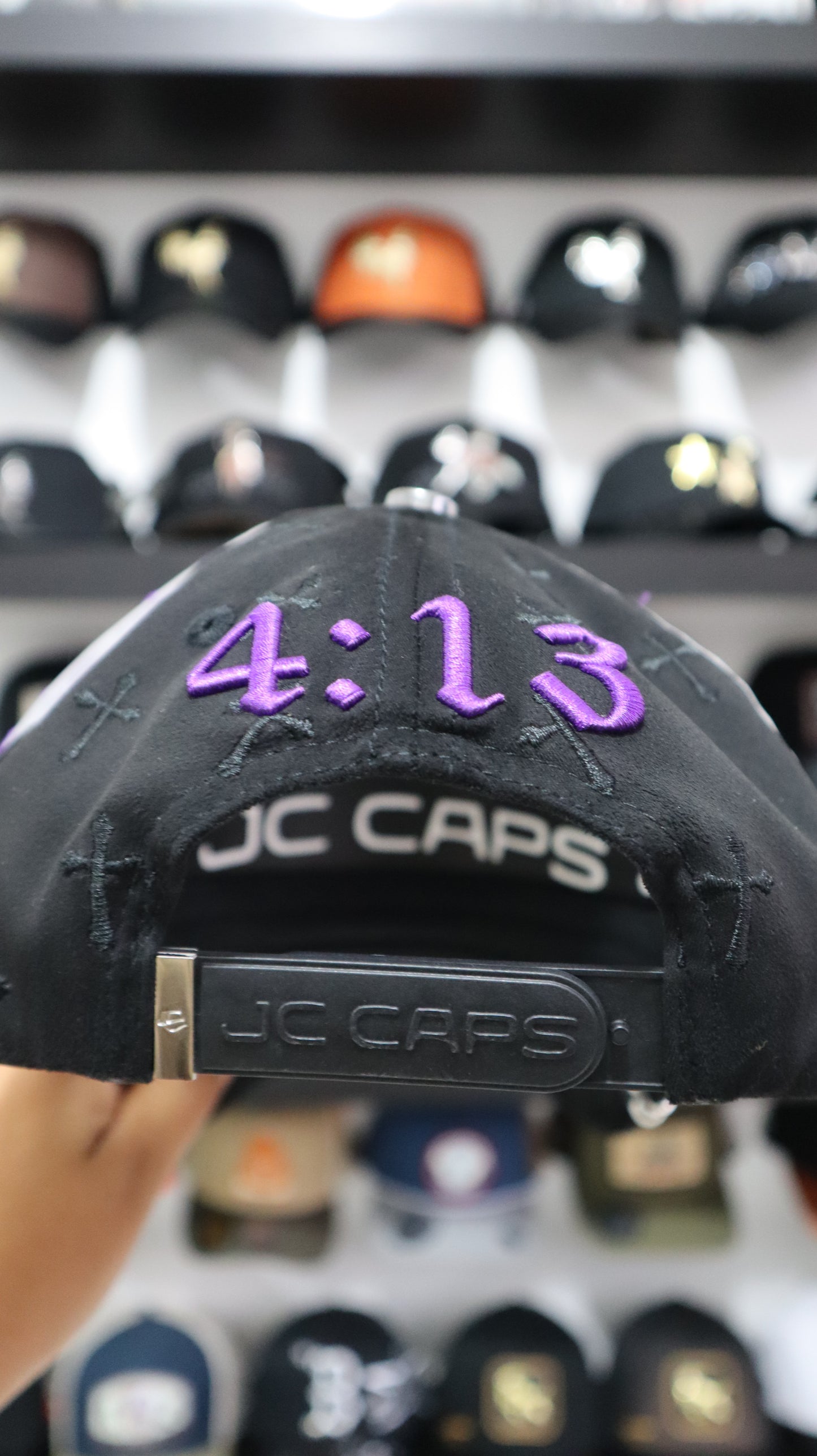 JC CAPS (incluye caja y cadena)