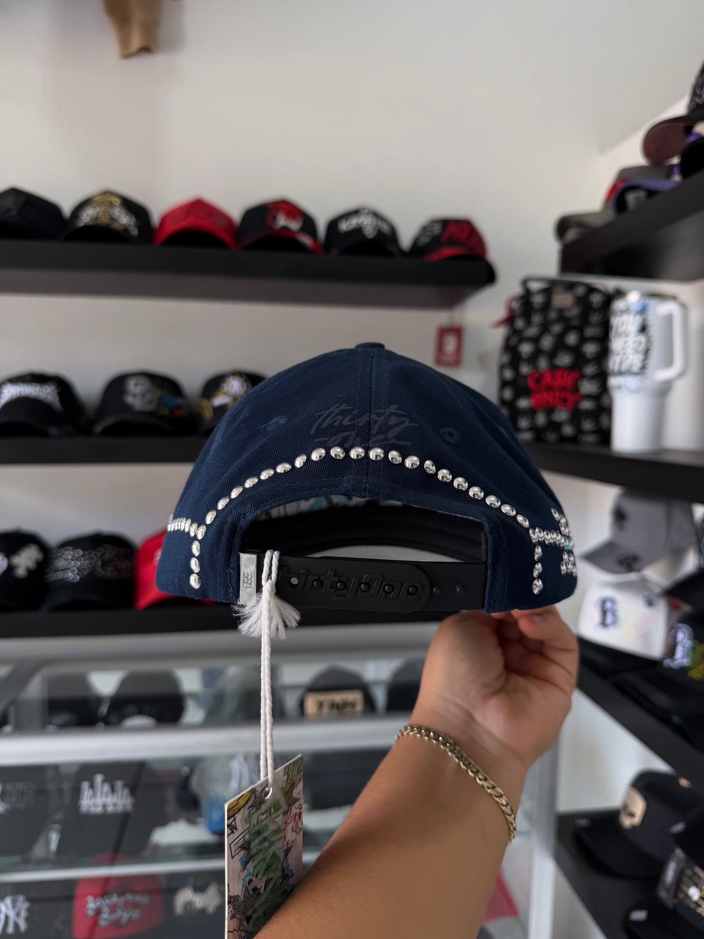 31 GORRAS "NOCHE ESTRELLADA"