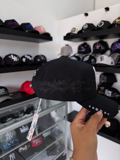 31 GORRAS "LA THORNS"