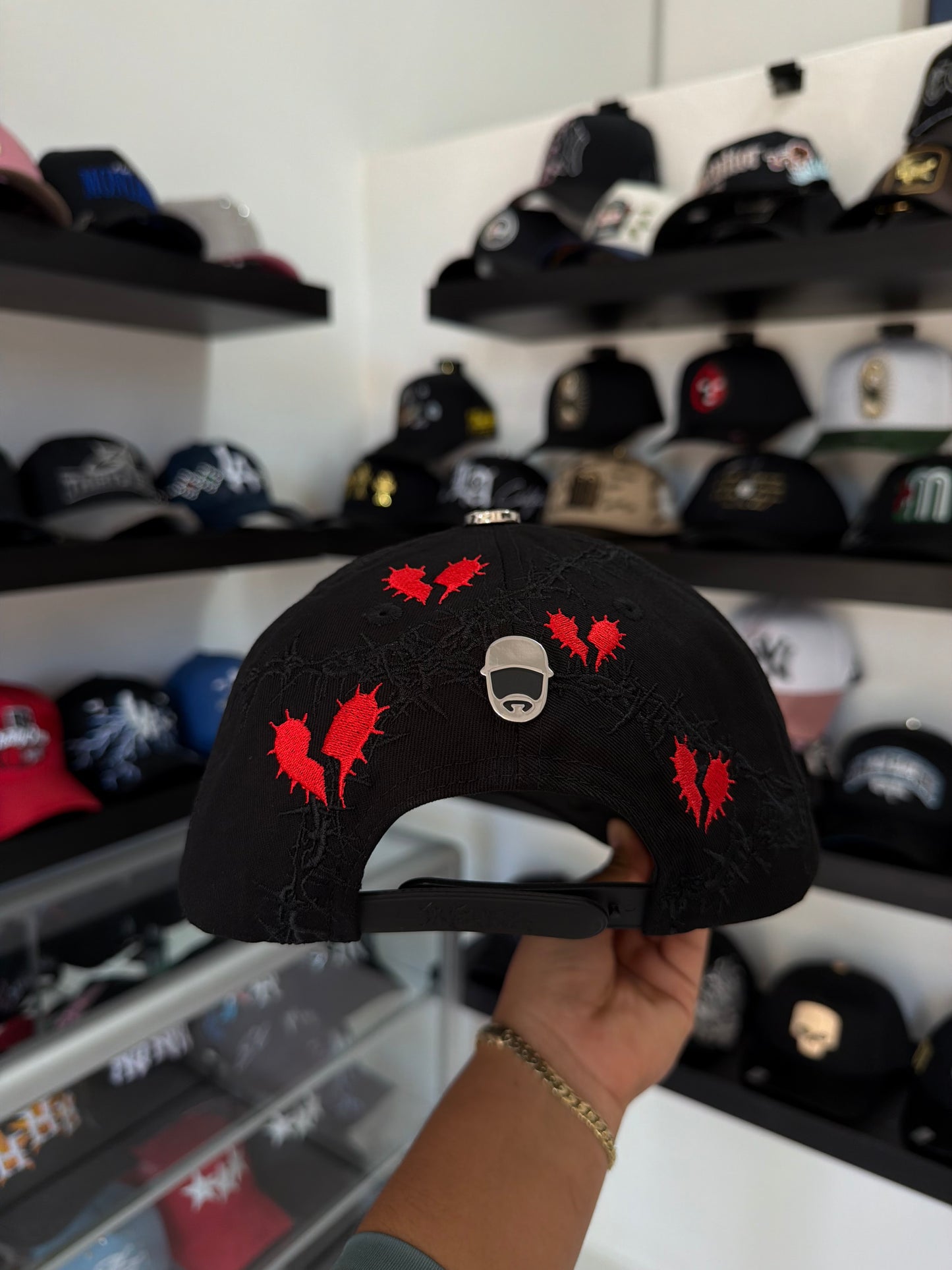 BARBAS HATS X WILLITO "HEARTBREAKER"