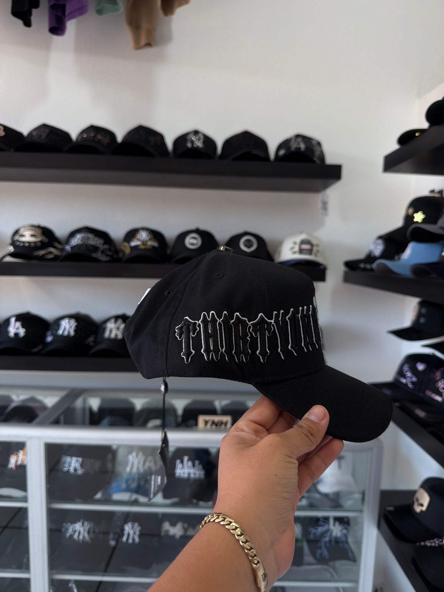 31 GORRAS "MATAN"