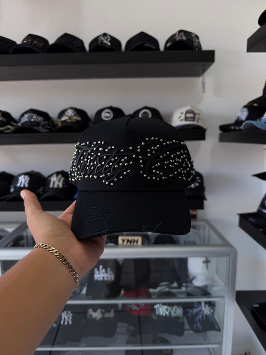 31 HATS "DIAMONTS"
