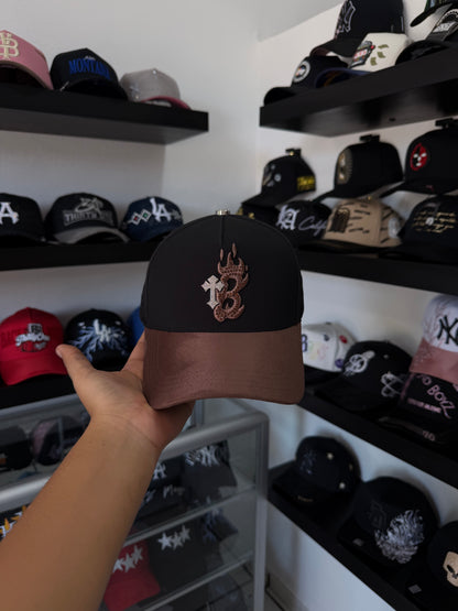 SOMBREROS BARBAS "B CROSS"
