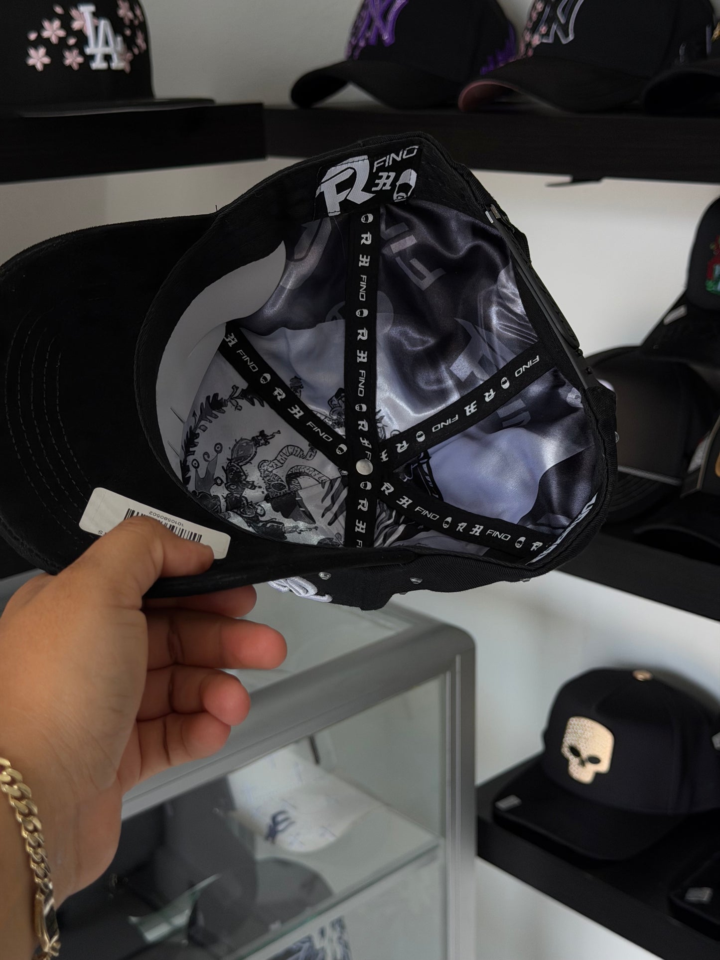 GORRAS BARBAS X FINO X 31 GORRAS X FUERZA REGIDA "FUERZAS UNIDAS"