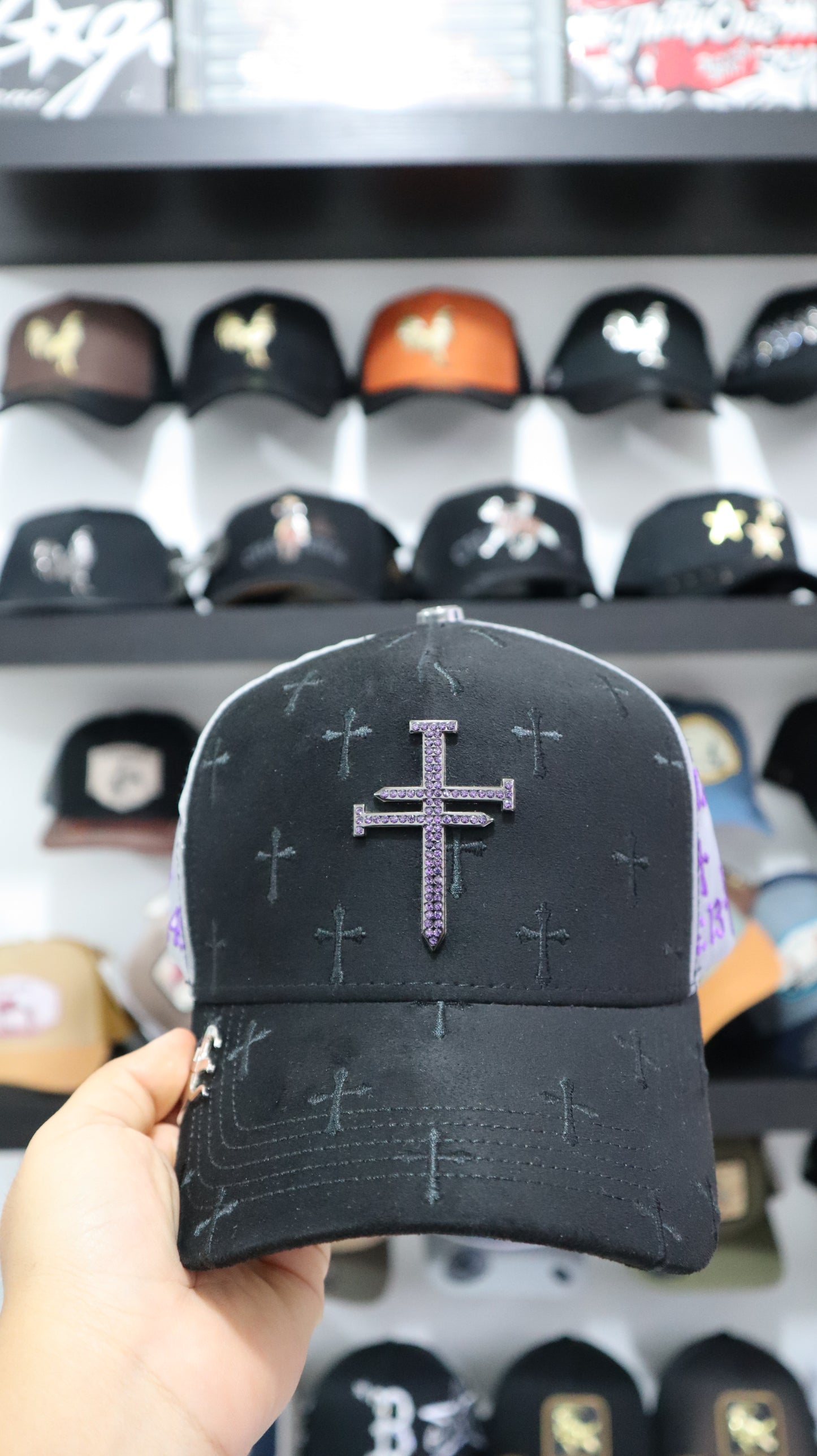 JC CAPS  (incluye caja y cadena)