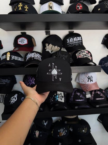 GORRAS JC "PIKAS XY NEGRAS"