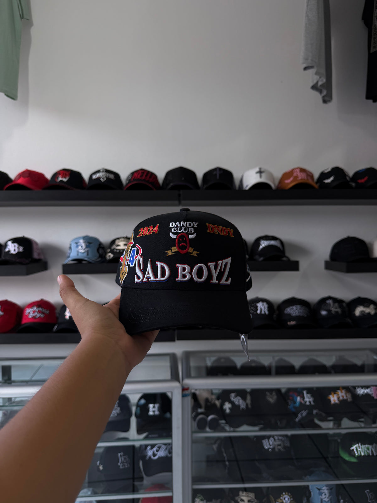 DANDY HATS X JUNIOR H "CLAVE ALI"