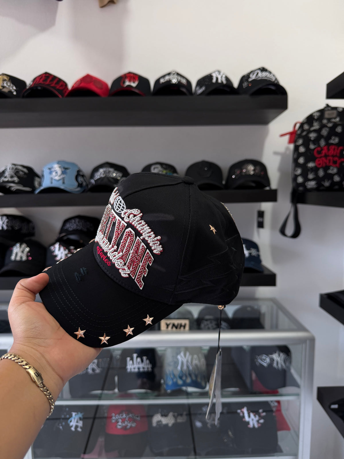31 HATS X BENAVIDEZ FULL SET
