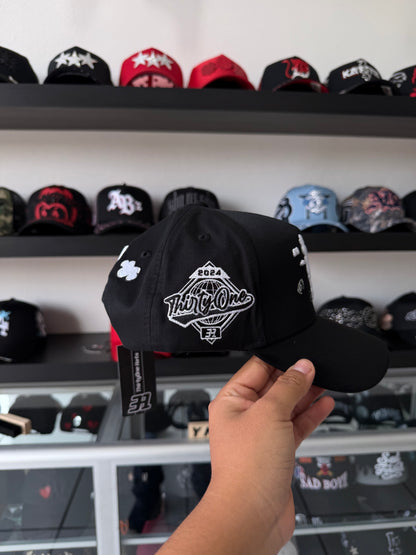 31 HATS "LA CLOUDS"