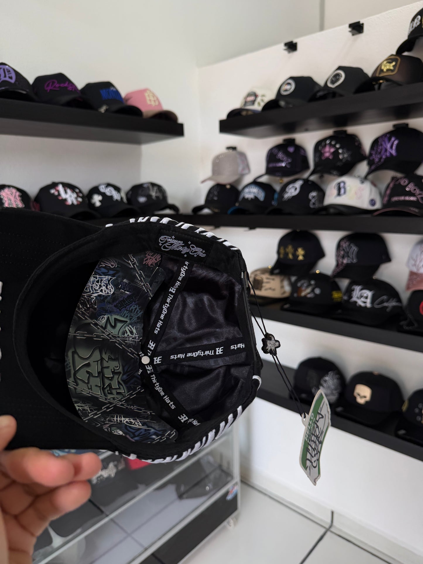31 HATS X BACKPACK BOYZ