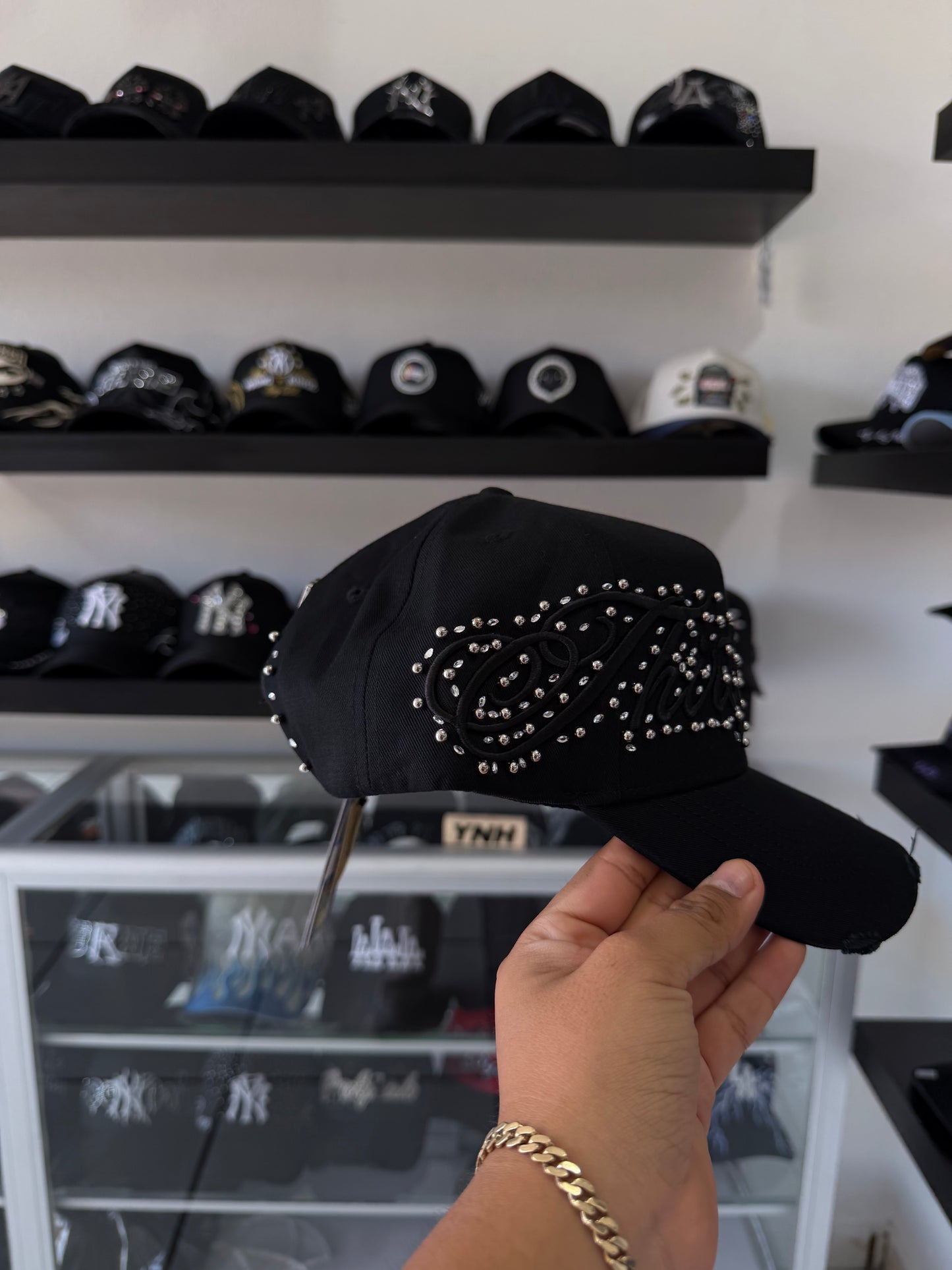 31 HATS "DIAMONTS"