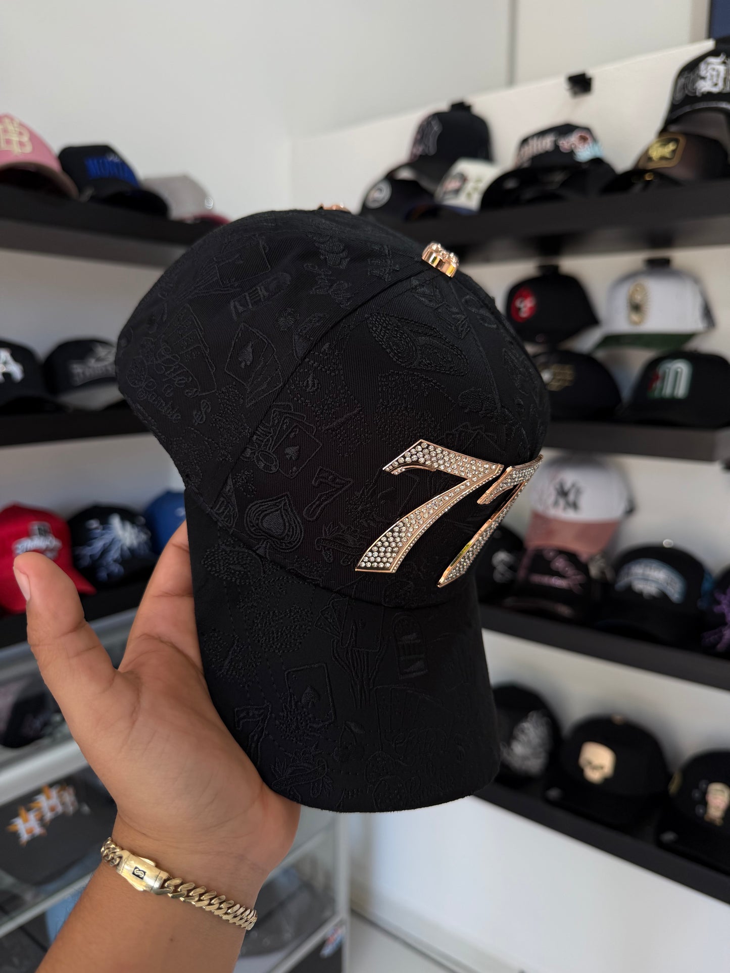 BARBAS HATS "77 THE LAST EDITION"