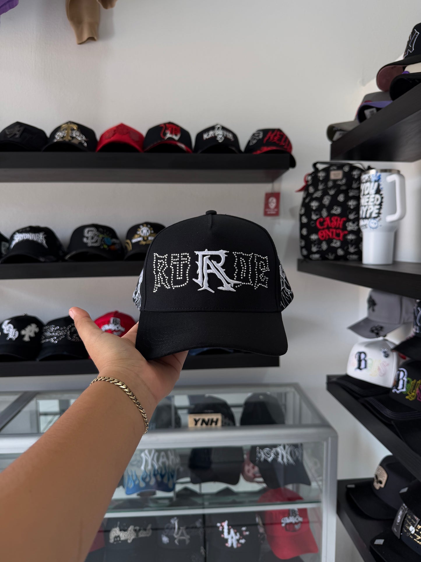RUDE AWAKENINGS "CRISTALES BLANCOS DE ANIVERSARIO"